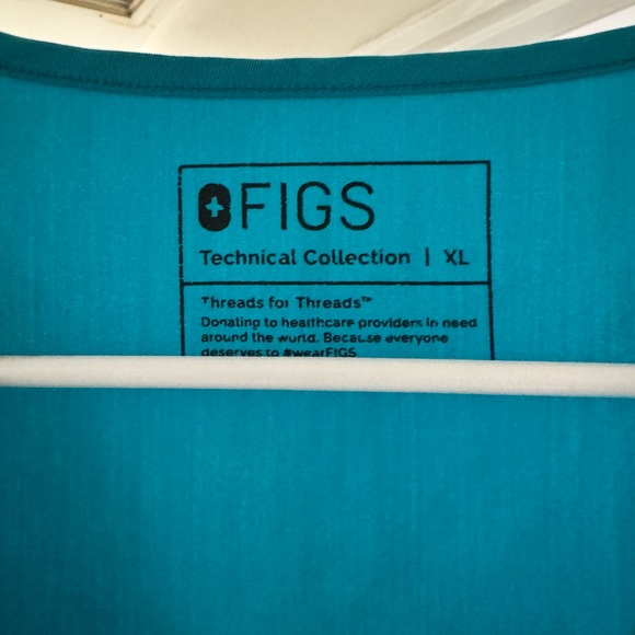 FIGS top xl bottoms xl - Picture 2 of 9